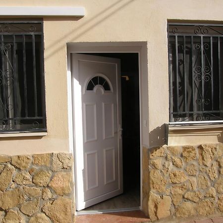 Apartamento Cigueena Zaragoza Bagian luar foto